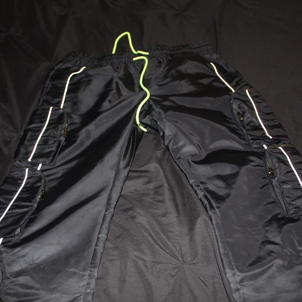 Parachute Pants XL